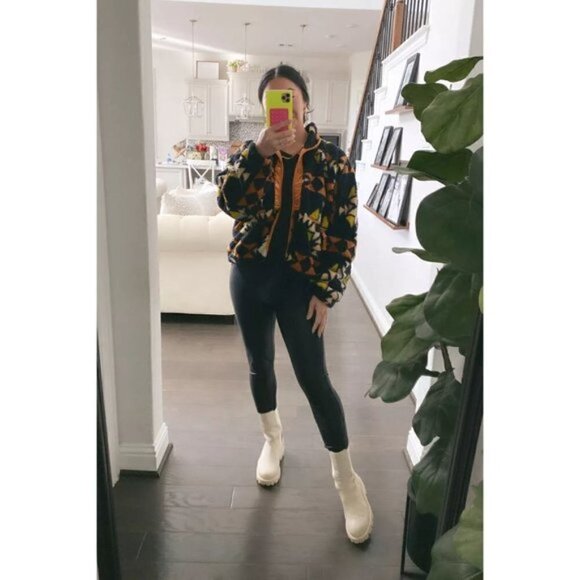 SAM EDELMAN Laguna Waterproof Lug Sole Chelsea Boot in Modern Ivory Size US 8.5 - Picture 4 of 15